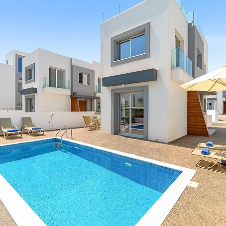 Villa Seabreeze Elina By Ezoria